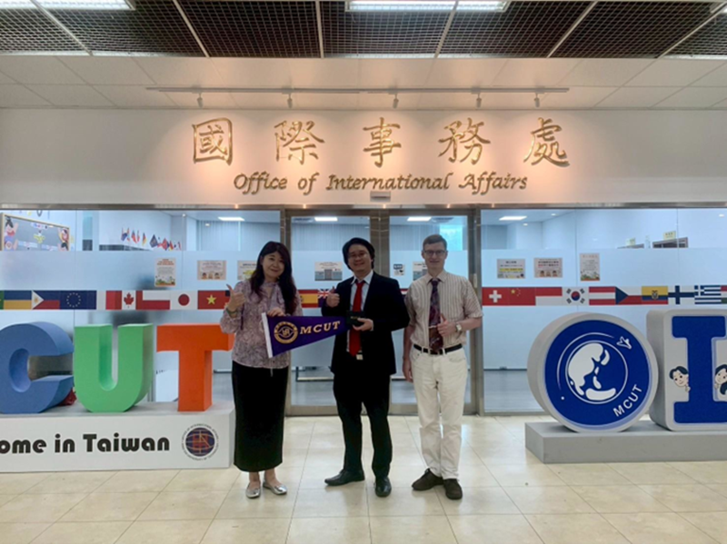 【Exchange Information】King Mongkut’s Institute of Technology Ladkrabang Representative Visits Ming Chi University of Technology to Promote Academic Collaboration and Exchange(Open new window/png file)Image
