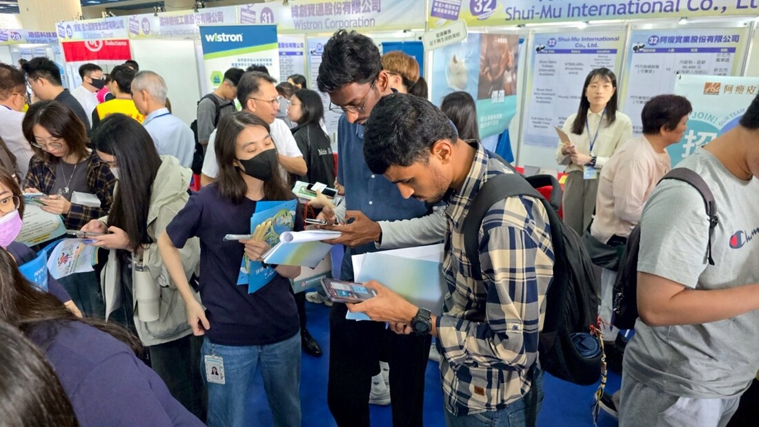 2026 New Taipei X Ming Chi Campus Job Fair: International Students' Participation in Career Activities.(Open new window/jpg file)Image